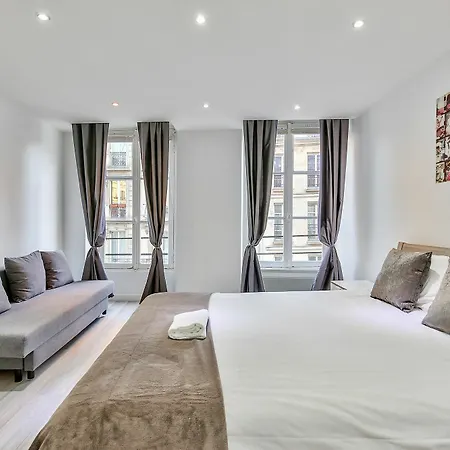 03 Flat Montorgueil 2